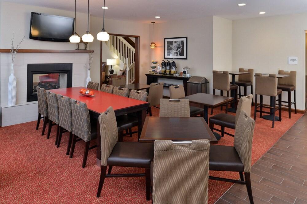 Hotel Quality & Collins Fort Collins