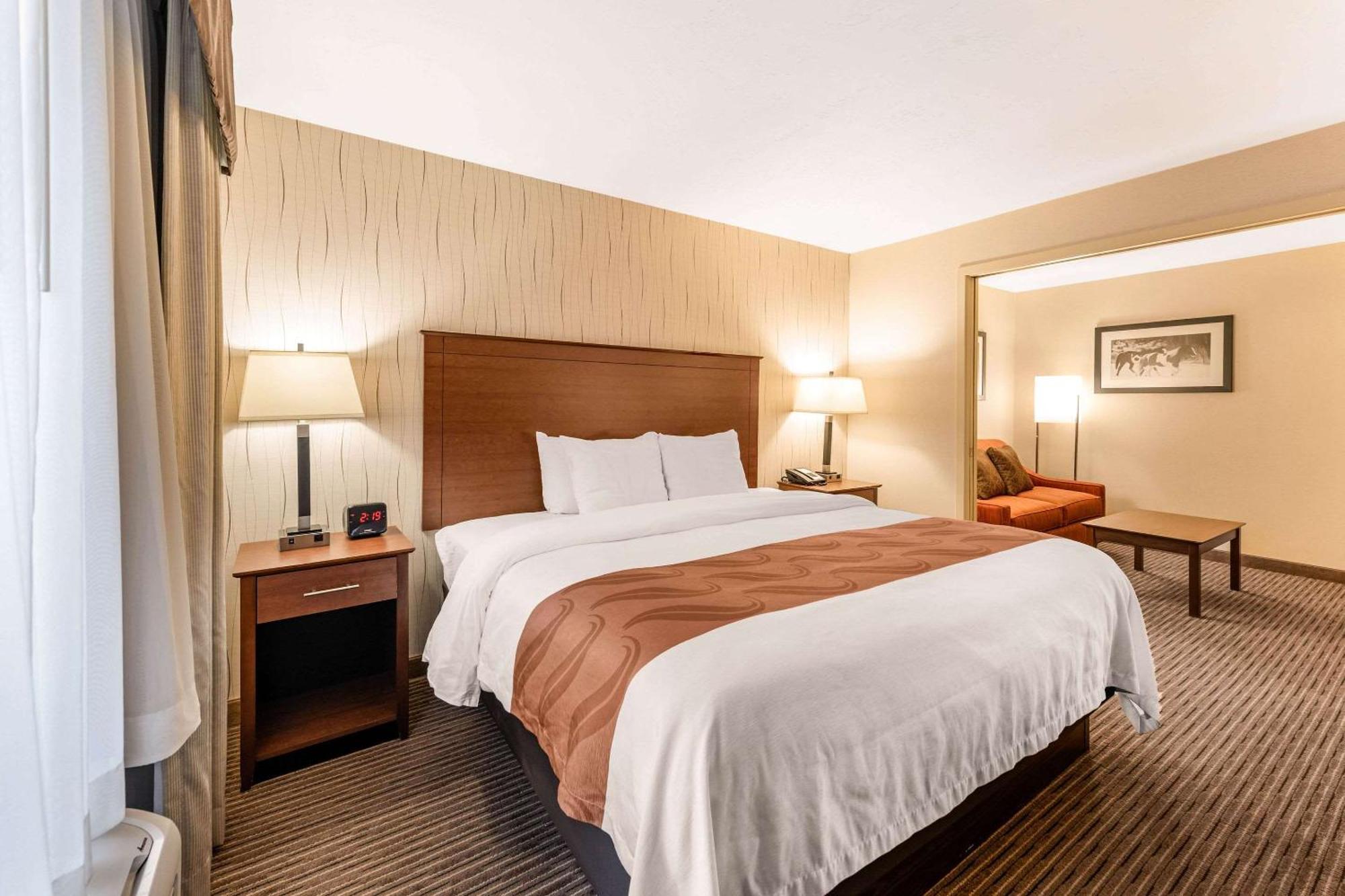 Quality & Collins 3* Fort Collins