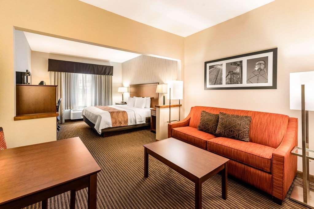 Quality & Collins Fort Collins