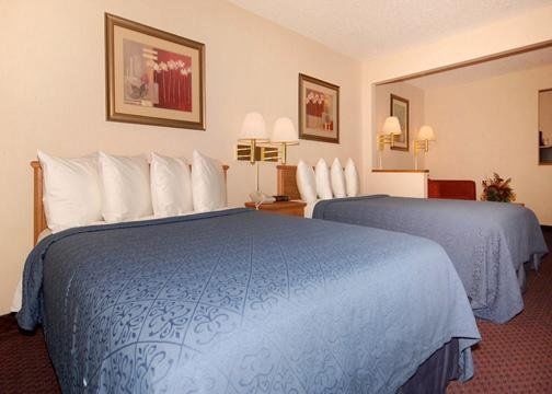 Quality & Collins Hotel 3*