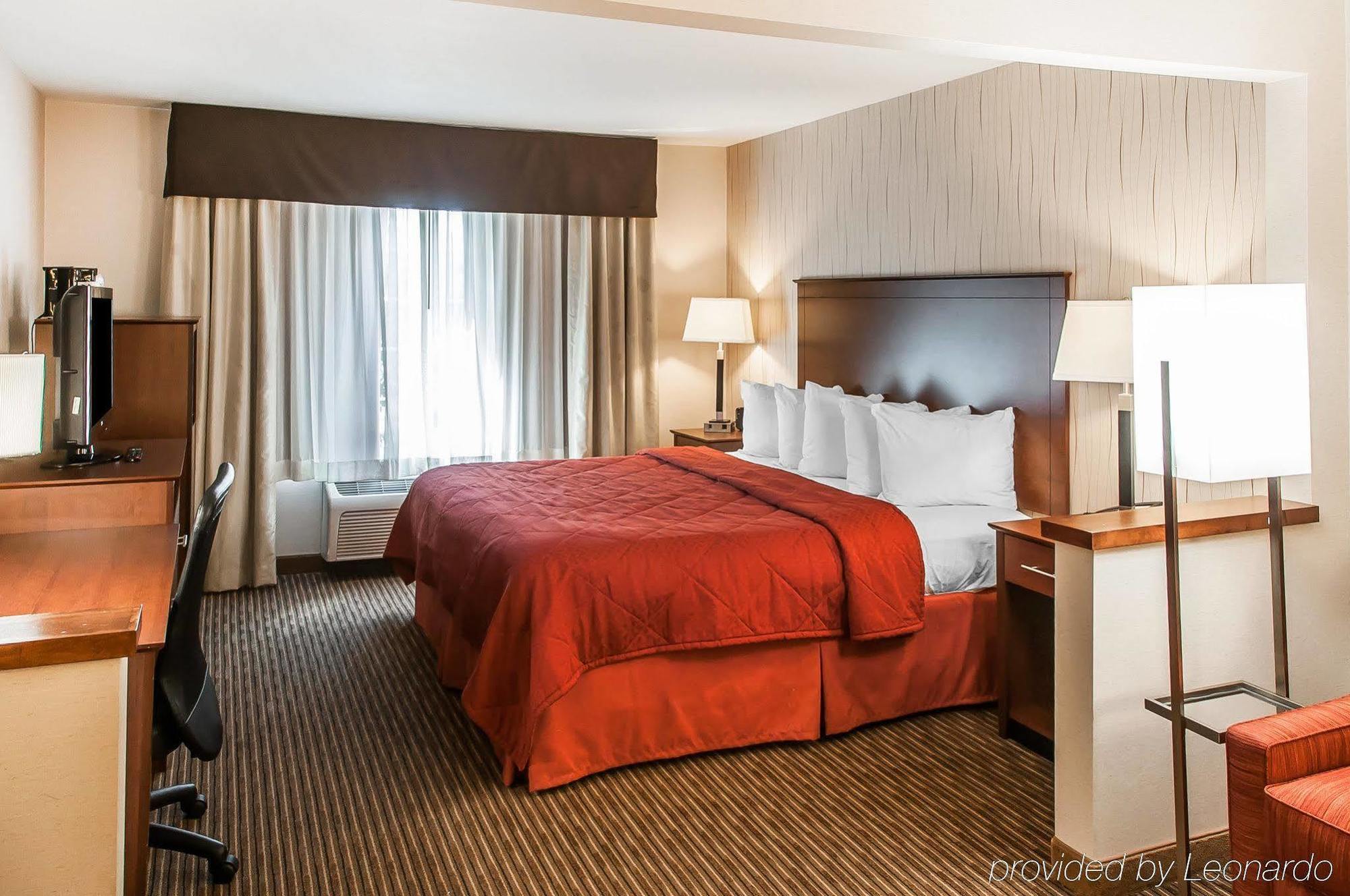 Hotel Quality & Collins 3*